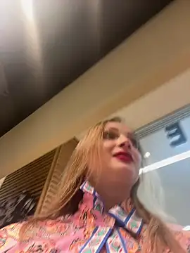 Snapshot of LadyTatiana_Madam chatting on 02.11.25 LadyTatiana Madam online show from 02.11.25