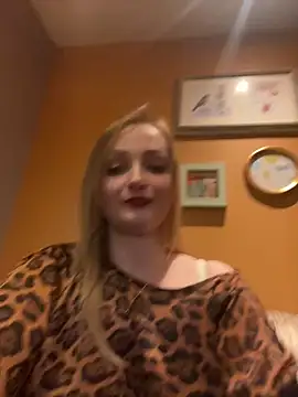 Snapshot of LadyTatiana_Madam chatting on 03.08.25 LadyTatiana Madam online show from 03.08.25