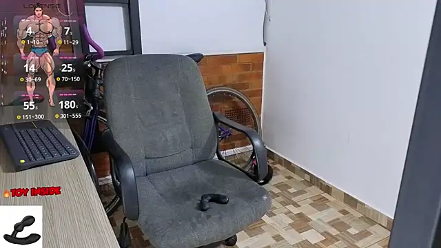 Marck Muscle online show from 10.16.25