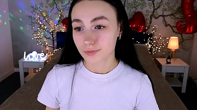CosmicFaye online show from 02.18.25