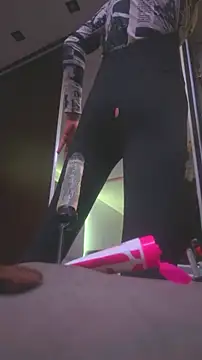 BodyandlegginLover online show from 09.18.25