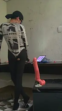 BodyandlegginLover online show from 01.05.26