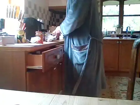 jakjak106 online show from 10.12.25