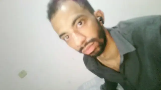 Snapshot of UncutToyBoy23cm chatting on 10.15.25 UncutToyBoy23cm online show from 10.15.25