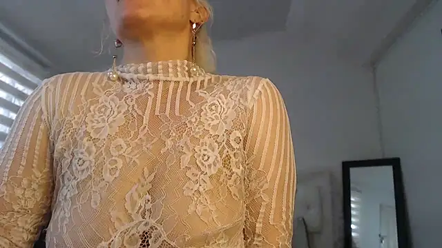 Ingridbergman online show from 12.18.24