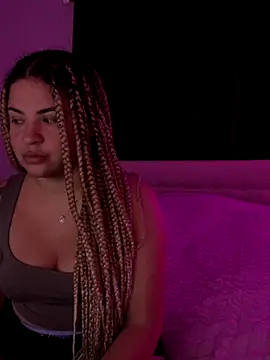 MelSaunders online show from 10.18.25