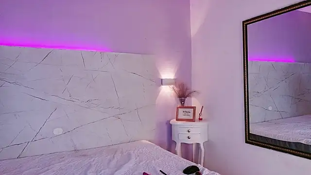 AbrilBrent online show from 02.06.26