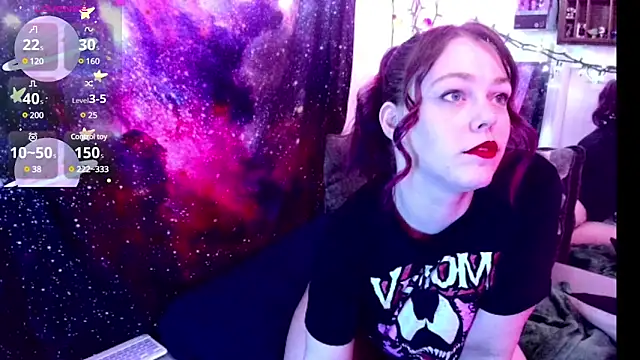 EverlyEster online show from 02.02.25