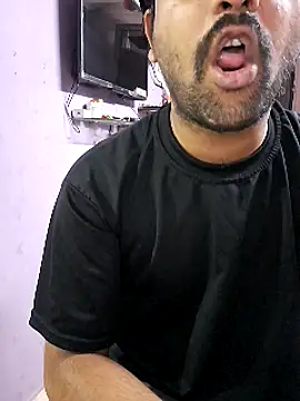 GlassBarge9 online show from 01.17.25