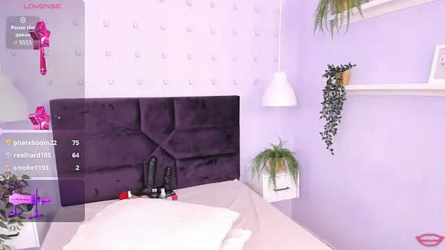 BrianaHazel online show from 01.22.25
