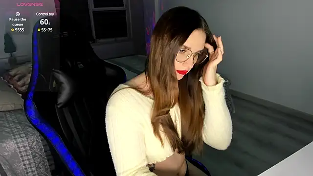 MCfly 11 online show from 02.09.25