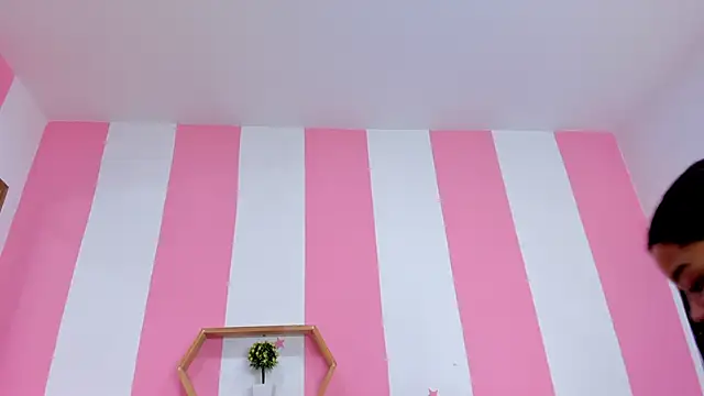 ISABELLA 020 online show from 03.06.26