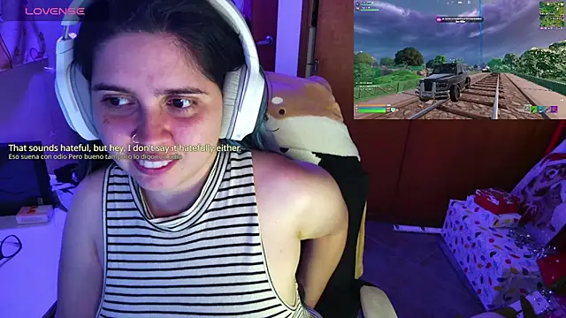 Snapshot of Vallolet_Spencer chatting on 12.12.24 Vallolet Spencer online show from 12.12.24