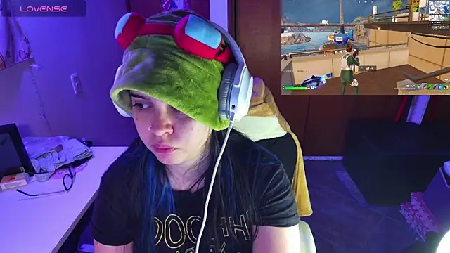 Snapshot of Vallolet_Spencer chatting on 12.30.24 Vallolet Spencer online show from 12.30.24