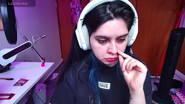 Snapshot of Vallolet_Spencer chatting on 02.22.25 Vallolet Spencer online show from 02.22.25