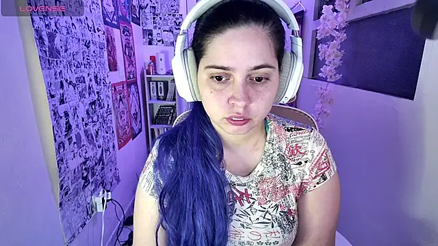 Snapshot of Vallolet_Spencer chatting on 10.09.25 Vallolet Spencer online show from 10.09.25