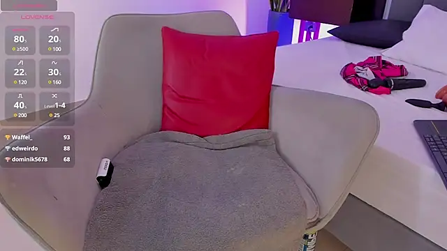 Snapshot of coralsmith11 chatting on 03.02.25 coralsmith11 online show from 03.02.25