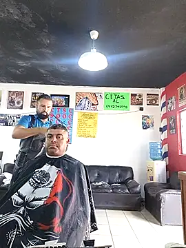 Snapshot of Praxis chatting on 10.10.25 Praxis online show from 10.10.25