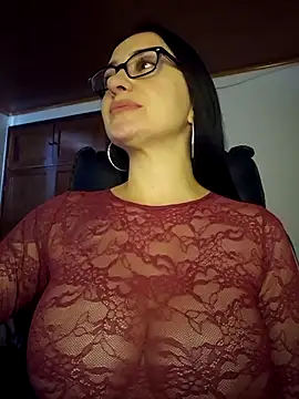 preetypeach online show from 01.08.26