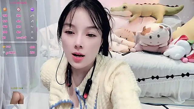 AKiKi711 online show from 12.01.25