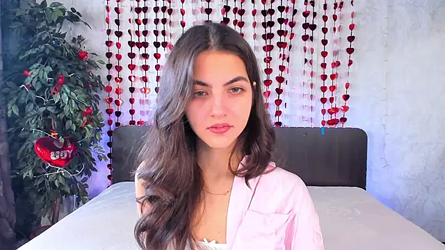 Milana Crystal  online show from 02.07.25