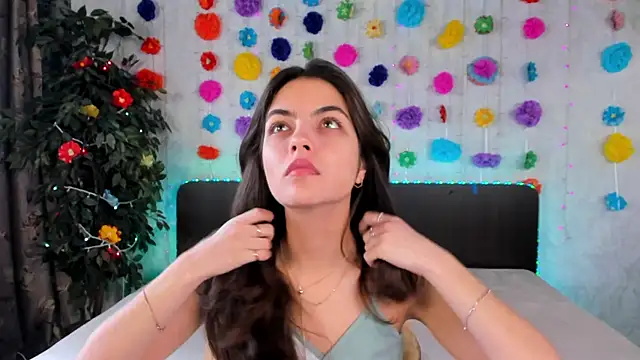 Milana Crystal  online show from 03.11.25