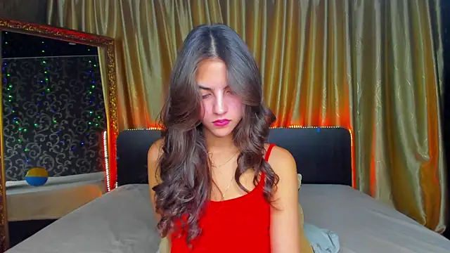 Milana Crystal  online show from 09.23.25