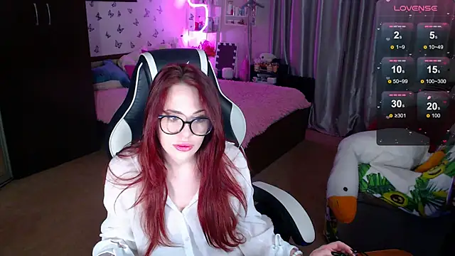 Sidney blush online show from 02.10.26