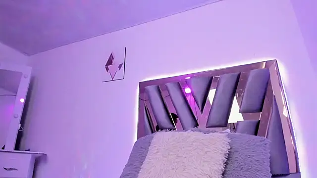 Danna Ramiirez online show from 01.14.25