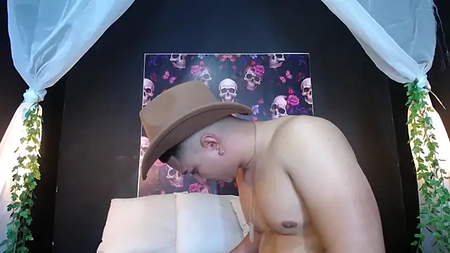 francesco evan online show from 02.13.25