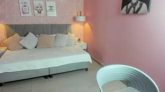 zara  sweet online show from 10.17.25