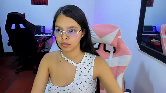 jessi and boy online show from 11.24.25