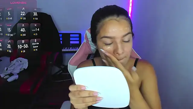 jessi and boy online show from 02.02.26