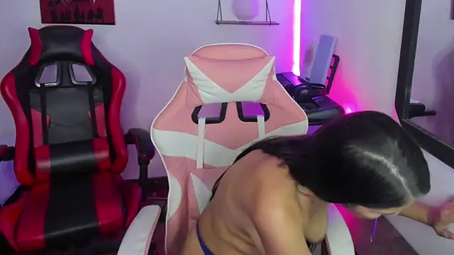 jessi and boy online show from 02.19.26