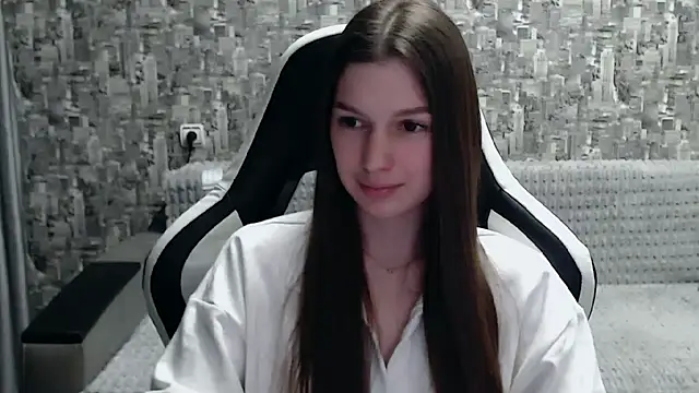 MissMiaCutie online show from 02.23.25
