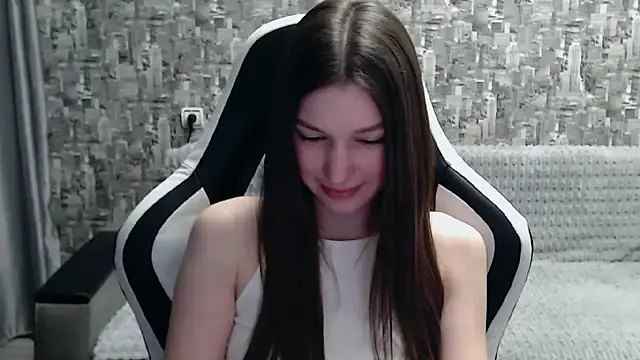 MissMiaCutie online show from 02.26.25