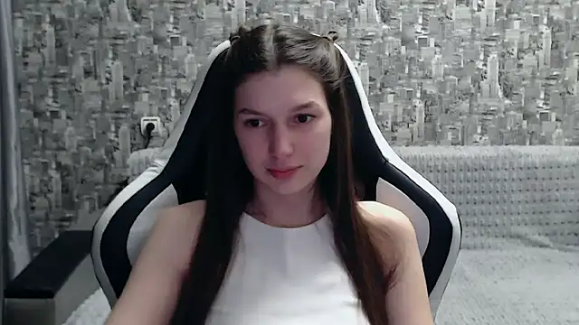 MissMiaCutie online show from 03.01.25