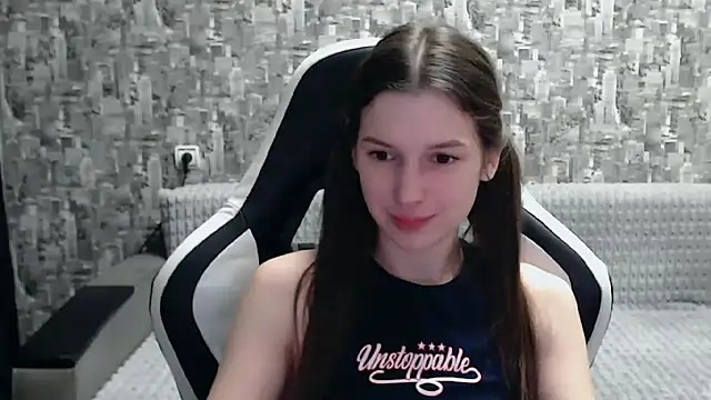 MissMiaCutie online show from 03.04.25