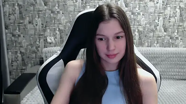 MissMiaCutie online show from 03.05.25