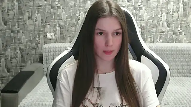 MissMiaCutie online show from 03.21.25