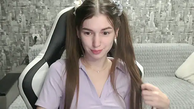 MissMiaCutie online show from 09.11.25