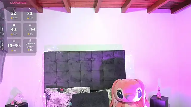 Kylie2211 online show from 11.08.25