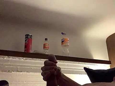 Snapshot of Hebrewhammers42 chatting on 12.19.24 Hebrewhammers42 online show from 12.19.24