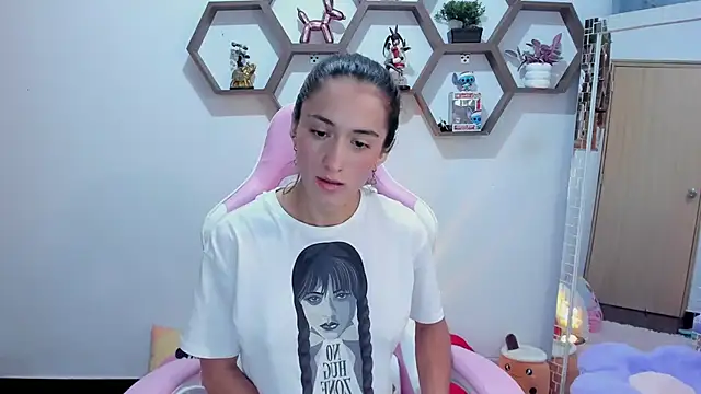 SharonSander online show from 01.11.25