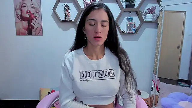 SharonSander online show from 02.12.25