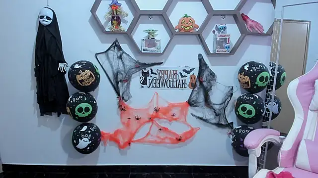 SharonSander online show from 10.30.25