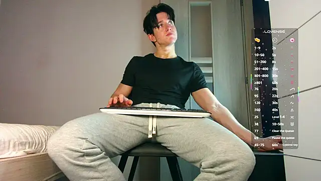 ChristianLevine  online show from 12.20.25