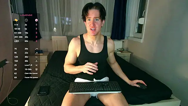 ChristianLevine  online show from 04.10.26