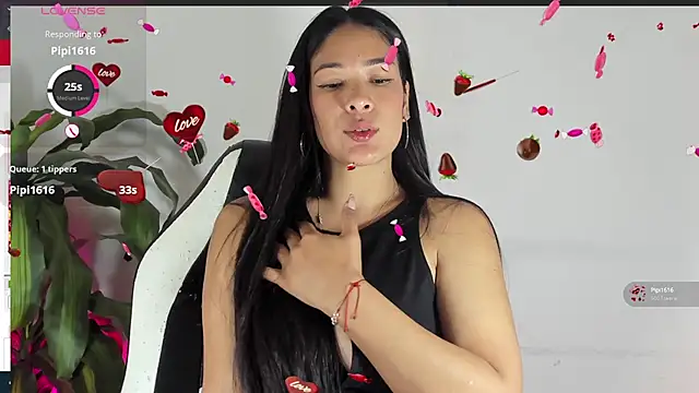 bella hadid1  online show from 03.16.25