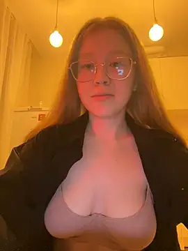 Eva Weyne online show from 01.06.25